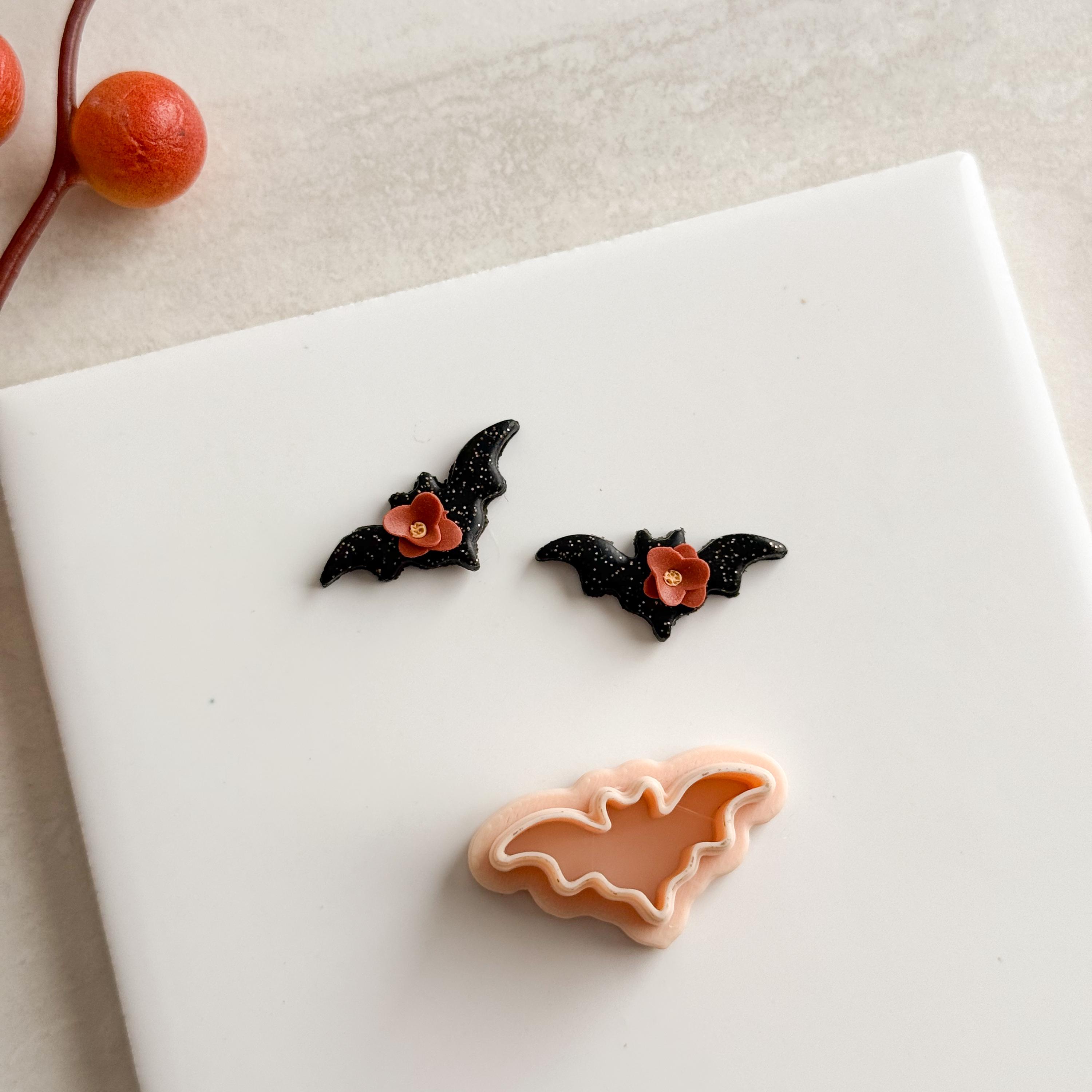 2025 コウモリ No. 4 | コウモリ型 不気味で怖いハロウィン 秋