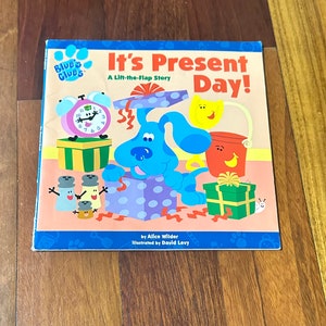 Las pistas de Blue Es el presente Un libro de bolsillo de la historia de Lift The Flap