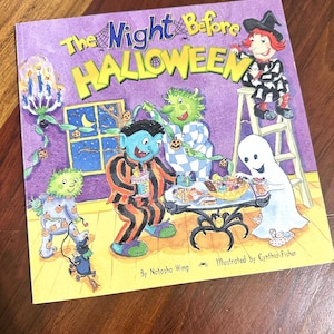 Night Before Ser.: The Night Before Halloween by Natasha Wing (1999)