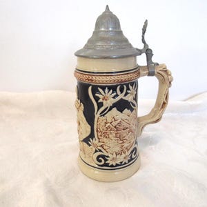 Vintage German beer stein with pewter hinged lid, Half pint German Beer stein, blue and Ivory