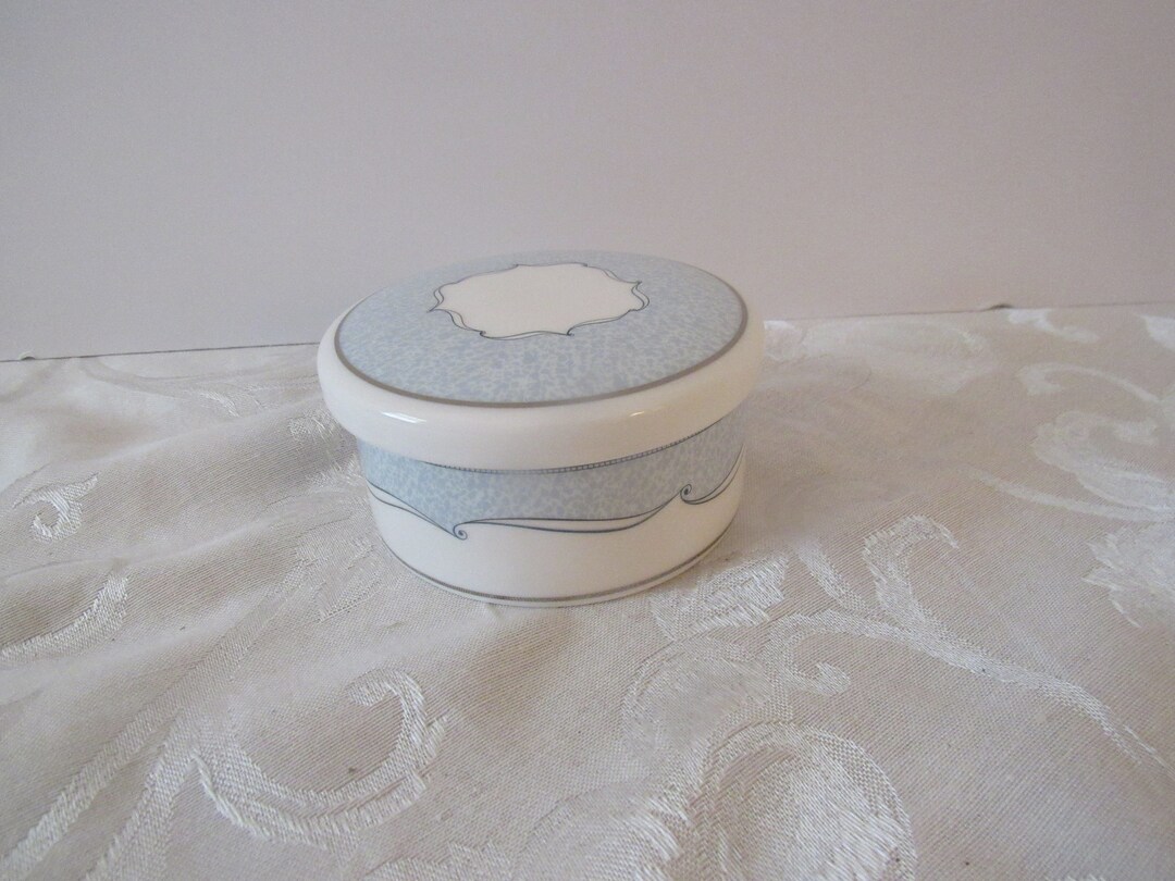 Wedgewood Powder Box With Lid Blue and White Porcelain Etsy