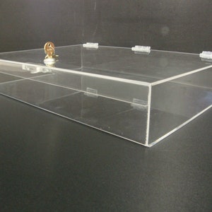 Displays2buy 19&quot; x 13&quot; x 3&quot; Locking Security Showcase Safe Box Countertop Display Case
