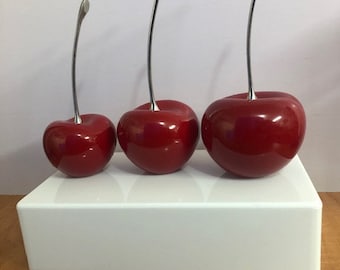 Displays2buy White 16W x 9D x 4H Art Sculpture Stand Acrylic Pedestal Display