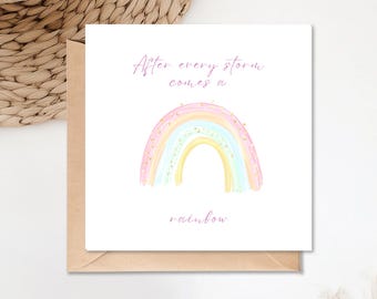 Cartão em aquarela com bebê arco-íris | Futura mamãe | Grávida | Casal | Perda gestacional | Presente | Parabéns pela gravidez