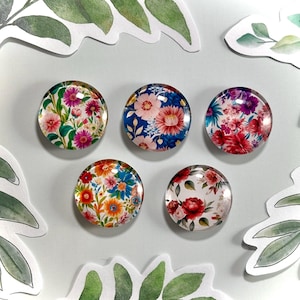 Handgemaakte ronde glazen bloemenmagneten | Glasmagneten op maat | Handgemaakte woondecoratie | Perfect cadeau | Set van 5&quot;