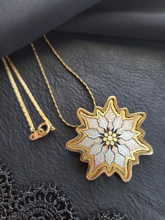 Vintage Reed & Barton Poinsettia Damascene Pendant Necklace