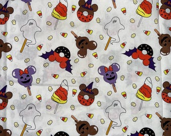 Disney Mickey Mouse Minnie Mouse Halloween Treat Pack Park Snacks Cotton Fabric fat quarter 18"x21"