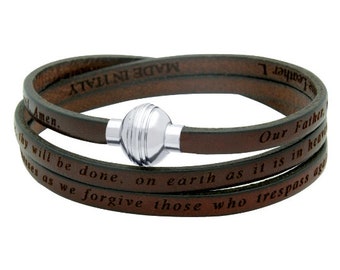 Authentieke leren wikkelarmband. Brazalete carmelita con oración del padre nuestro. Onze Vader: Engelse religieuzen.  Inspirerend cadeau.