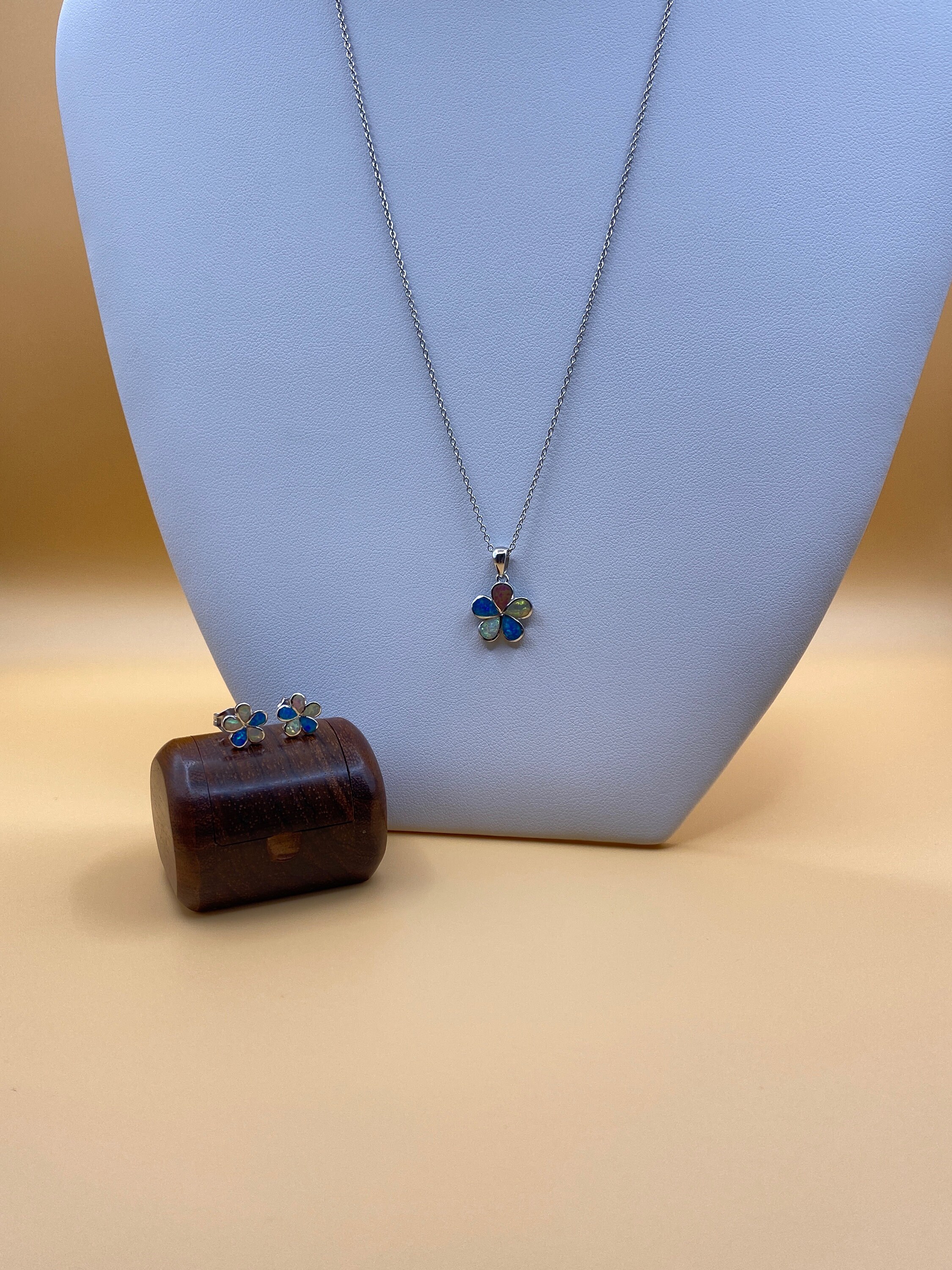 Set Jewelry. Plumeria Necklace. Opal Jewelry Sets. Multicolor