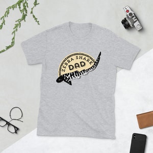 Zebra Shark Dad, Elasmobranch is Dad, aquarist gift, Shark gift, Short-Sleeve Unisex T-Shirt