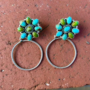 Boucles D'oreilles Pendantes Style Sud-Ouest – Turquoise Naturelle Et Huître épineuse – Vintage