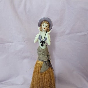 Whisk Broom Doll. 1920s. Very Good Condition 8-1/2"