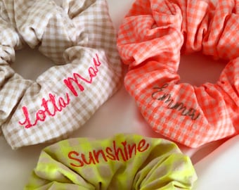 Personalized Gingham Scrunchie, Embroidered, Handmade in Barcelona, Vichy Check, Valentine Gift