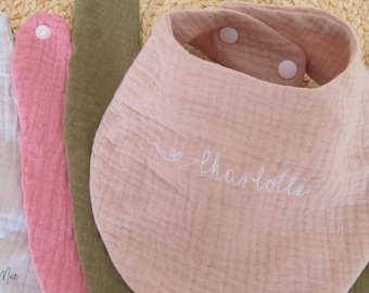 Bavoir personnalisé, Swaddles avec nom, Brodé, Cadeau de naissance, Cadeau personnalisé, Cadeau de nom, Swaddles