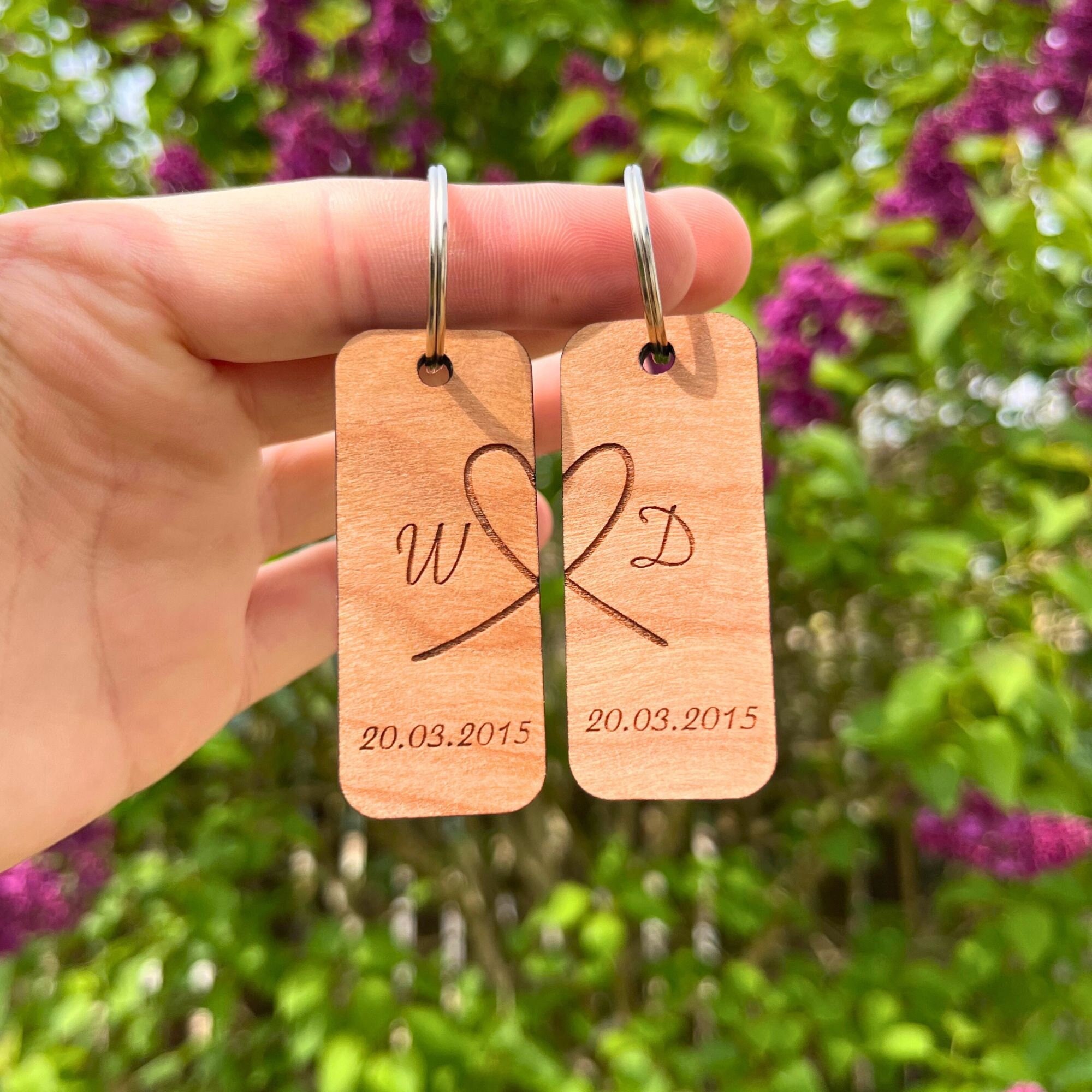 Valentine Couple Keychain, Couples Gifts for Boyfriend Girlfriend Birthday,  Keychain Matching Couple Stuff Wooden Spoof, Wedding gifts for her him for