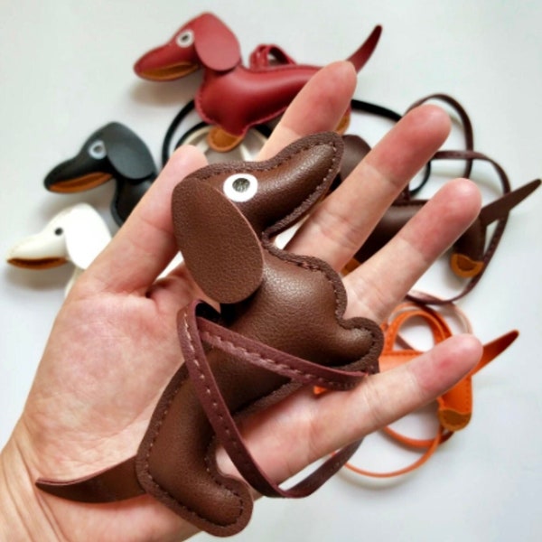 Lindo llavero de cuero de perro Dachshund para bolso de mujer, accesorios de cuero para bolso, dijes, regalos de Dachshund