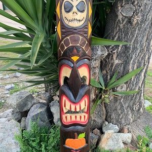 Halloween Tiki Wood Mask Vampire Fangs Tropical Bar Patio Decor  39"x 6"in