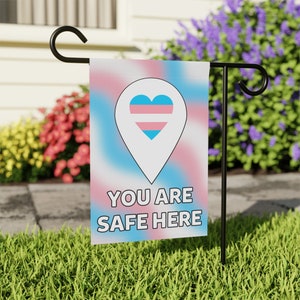 Trans Ally You Are Safe Here Rasenschild LGBTQIA + Pride Regenbogen Yard Flagge schwule Lesben Queer Bi im Freien saisonaler Sommer-Veranddekor