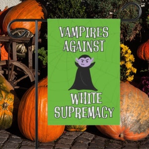 Bandera liberal antirracista de Halloween para patio, BIPOC Ally, letrero político para césped, cartel de otoño para porche, decoración navideña demócrata de justicia social izquierdista