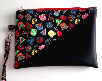 Dark Side Wristlet, fandom, geeky, nerdy, fun, sw, small bag, purse, handbag, clutch.