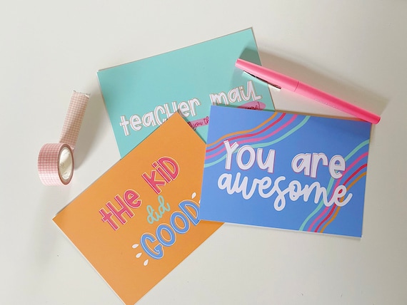 Outus Thinking Of You School Postcards Motivational Inspiration Accents For Teachers To Send To Students 9 Styles 4 X 6 Inch Encouragement Notecards For Home School Classroom Preschool 45 Pieces