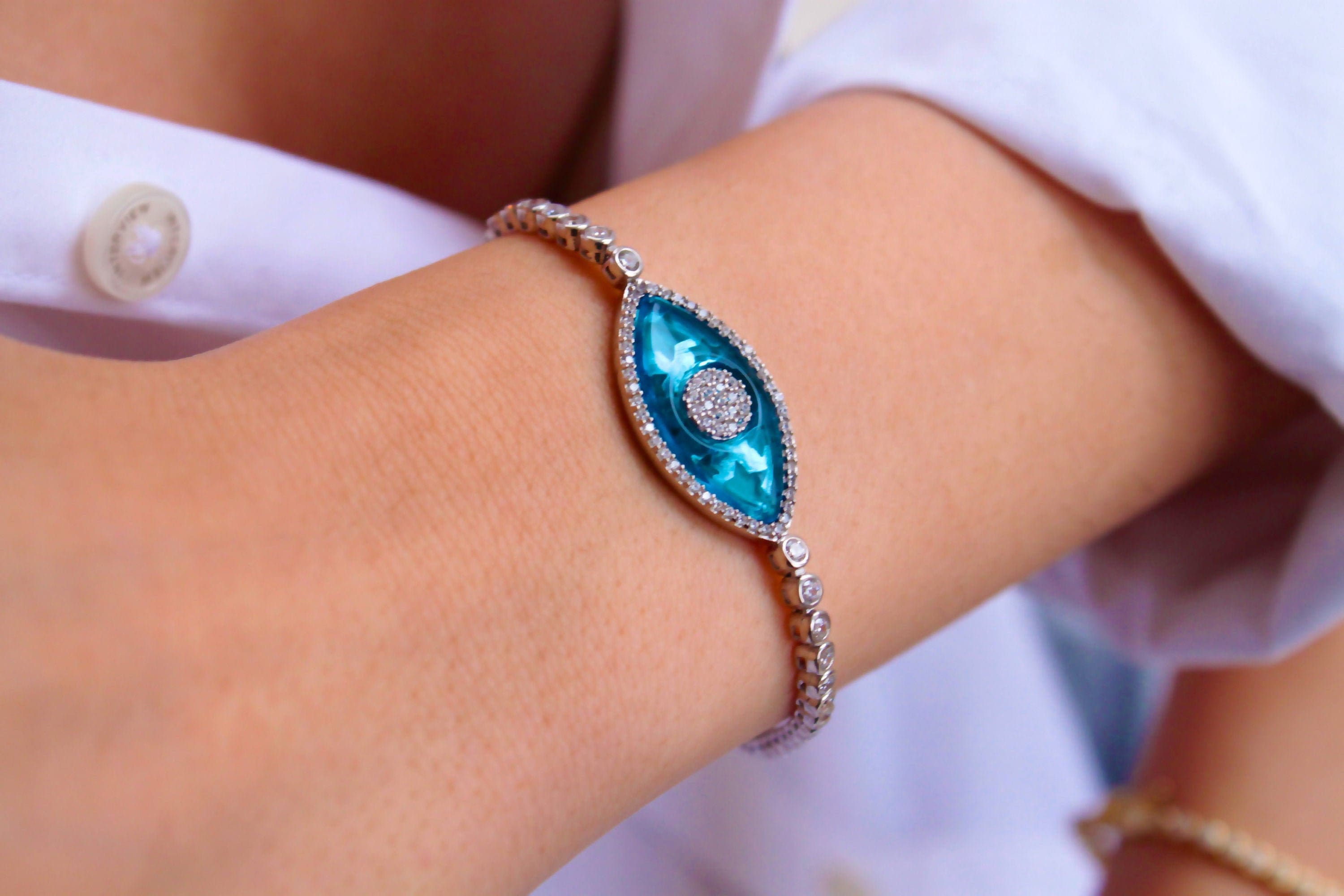 Blue Beads Evil Eye Bead Palm Charm Bracelet Elastic Couple Lucky | Khan El  Khalili Bazzar