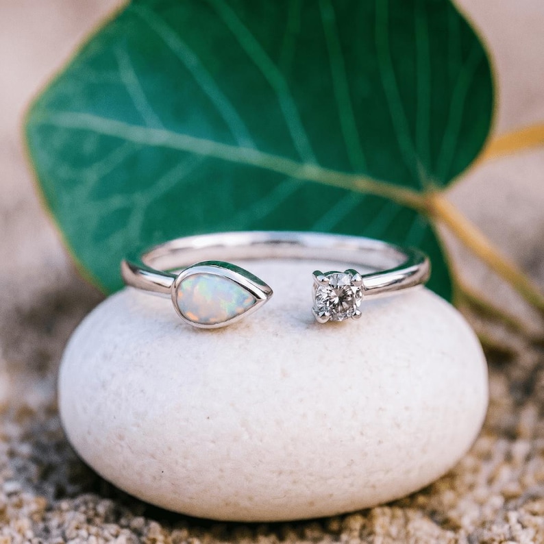 Ring mit Opal, Diamant & Sterling Silber