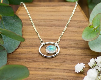 Opal necklace in silver for women with a genuine opal pendant, sustainable jewelry, gemstone jewelry handmade in Bali, jewelry gift