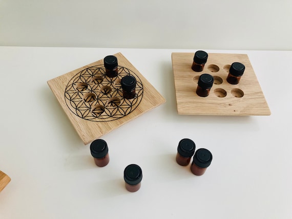 Stand for 9 sample bottles 2ml, with or without engraving Flower of Life - wooden holder for e.g. Doterra essential oils made of oak wood