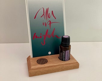 Display for affirmation card or tarot card, oil of the day e.g. from Doterra. Made of oak wood with or without engraving "Flower of Life"