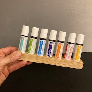 7 Oils Organizer Stand for Doterra Oils Wooden Holder for Oil Bottles Essential Oils 10ml Bottle Holder + Glass Vase