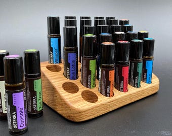 Beautifully curved display made of oak wood for 27 oils RollOns 10ml stand for e.g. Doterra essential oils + glass vase