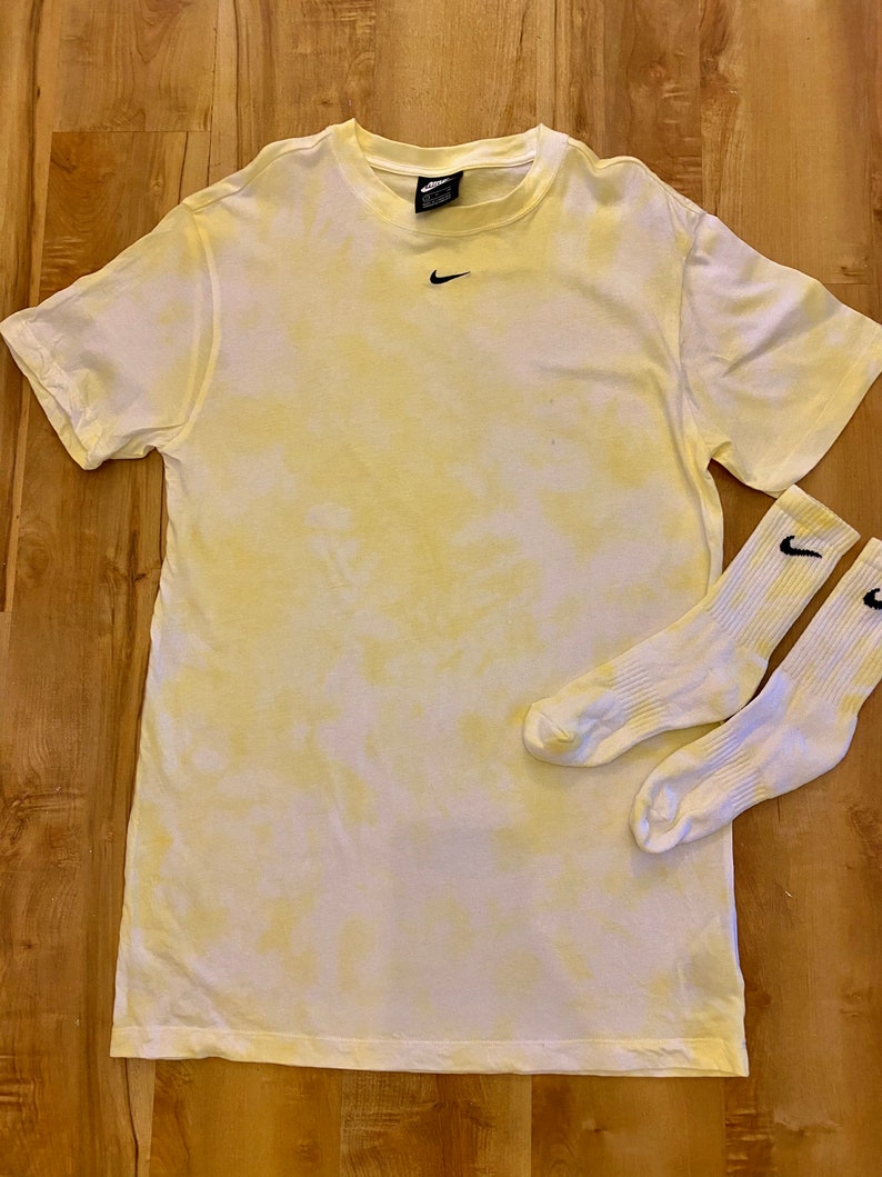 nike pastel clothing