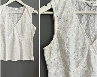 Vtg Next Romantic All Embroidered Blouse White Cotton Women’s Shirt V-Neck Sleeveless Side Zippered Top Feminine  Breathable Summer Sz M-L