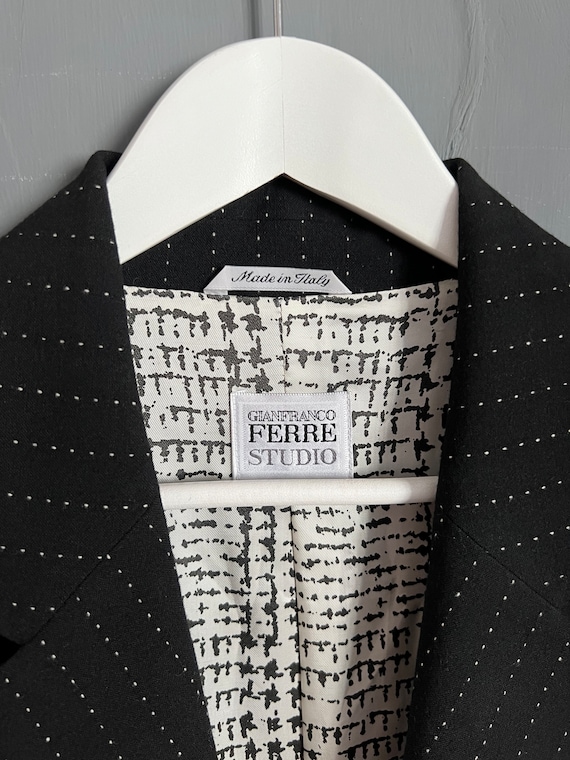 Vtg Gianfranco Ferre Studio Wool Blend Blazer, Classic Design 3 Button Padded Shoulder Notched Collar Jacket, Made in Italy, US 6 IT 42 - Etsy Vtg Gianfranco Ferre Studio Wool Blend Blazer, Classic Design 3 Button Padded Shoulder Notched Collar Jacket, Made in Italy, US 6 IT 42 - Etsy