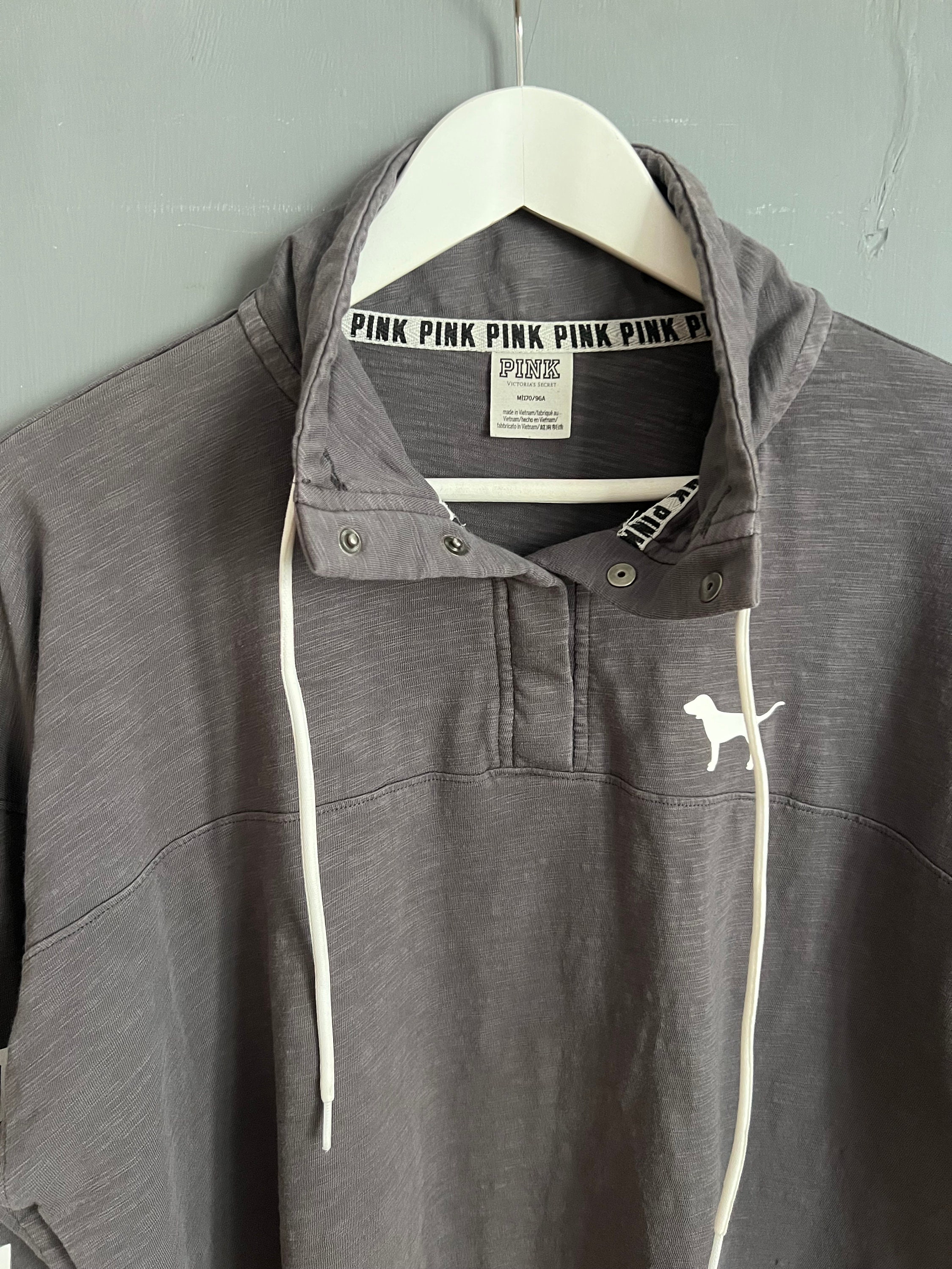 Sweatshirt Victoria's Secret PINK Gris Taille M - Zip, Poches, Manches Boutonnées, Occasion