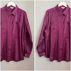 Vtg Shiny Blouse Purple Viscose Blend Ladies Shirt Collared Button Up Long Sleeve Two Patch Chest Pockets Top Elegant Evening Party Sz 2XL