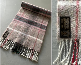 NWT Johnstons of Elgin 100% Cashmere Silver Bannockbane Made in