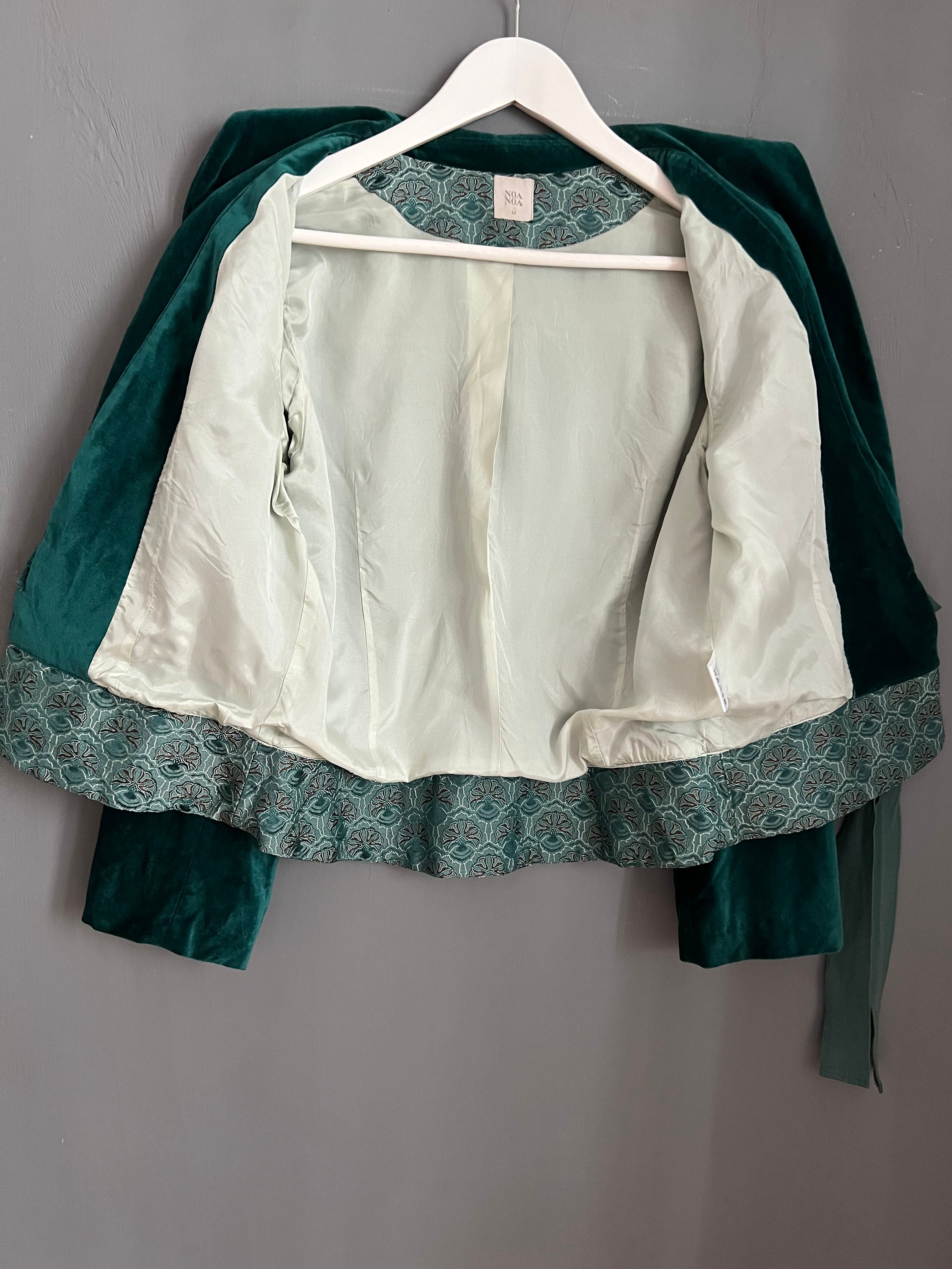 Veste / Blazer NOA NOA Taille XL Avec Sequins Au Dos - Occasion Très Bon état, Couleur Grise, Doublure