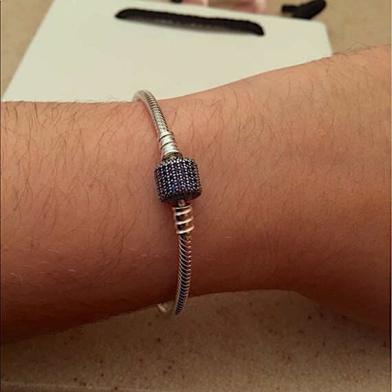 Minst favoriete Mellow Pandora Royal Blue Pave Bracelet Signature Clasp Bracelet - Etsy