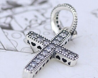 Classic Sparkling Cross Dangle Bracelet 
