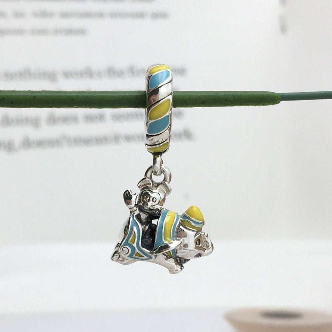 Flying dumbo hotsell pandora charm