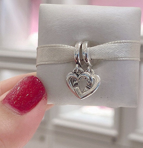 PANDORA 2022 New Linked Sister Hearts Split Dangle Charm Fits