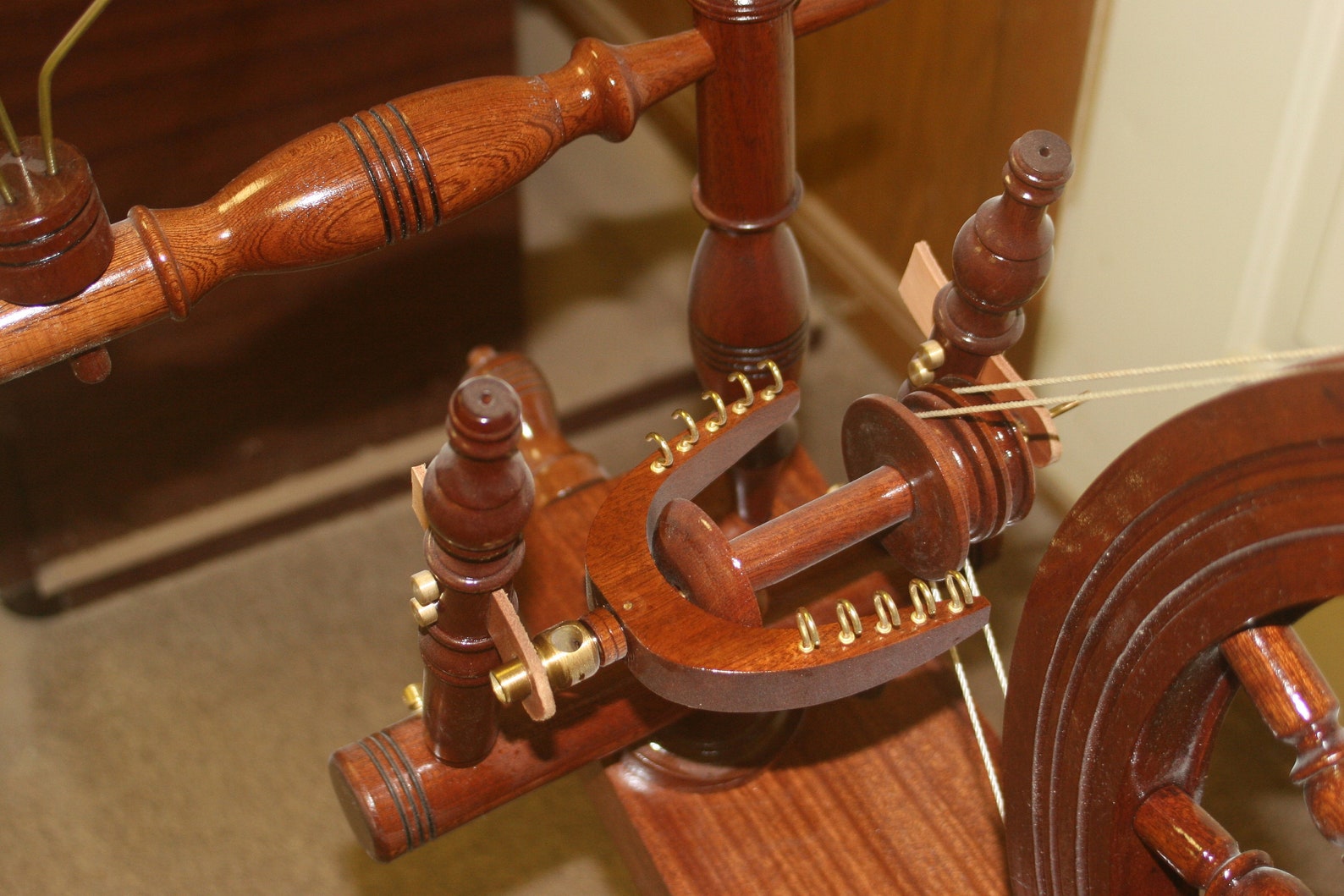 Spinning Wheel Colonial Style Sapele Hardwood Etsy