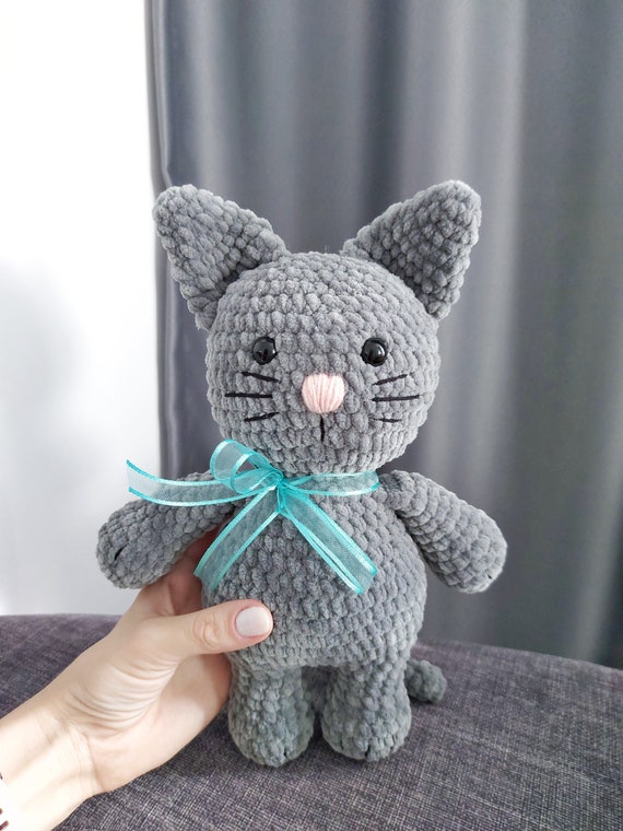 お魚帽子ねこ 編みぐるみ キーホルダー 折り込ん