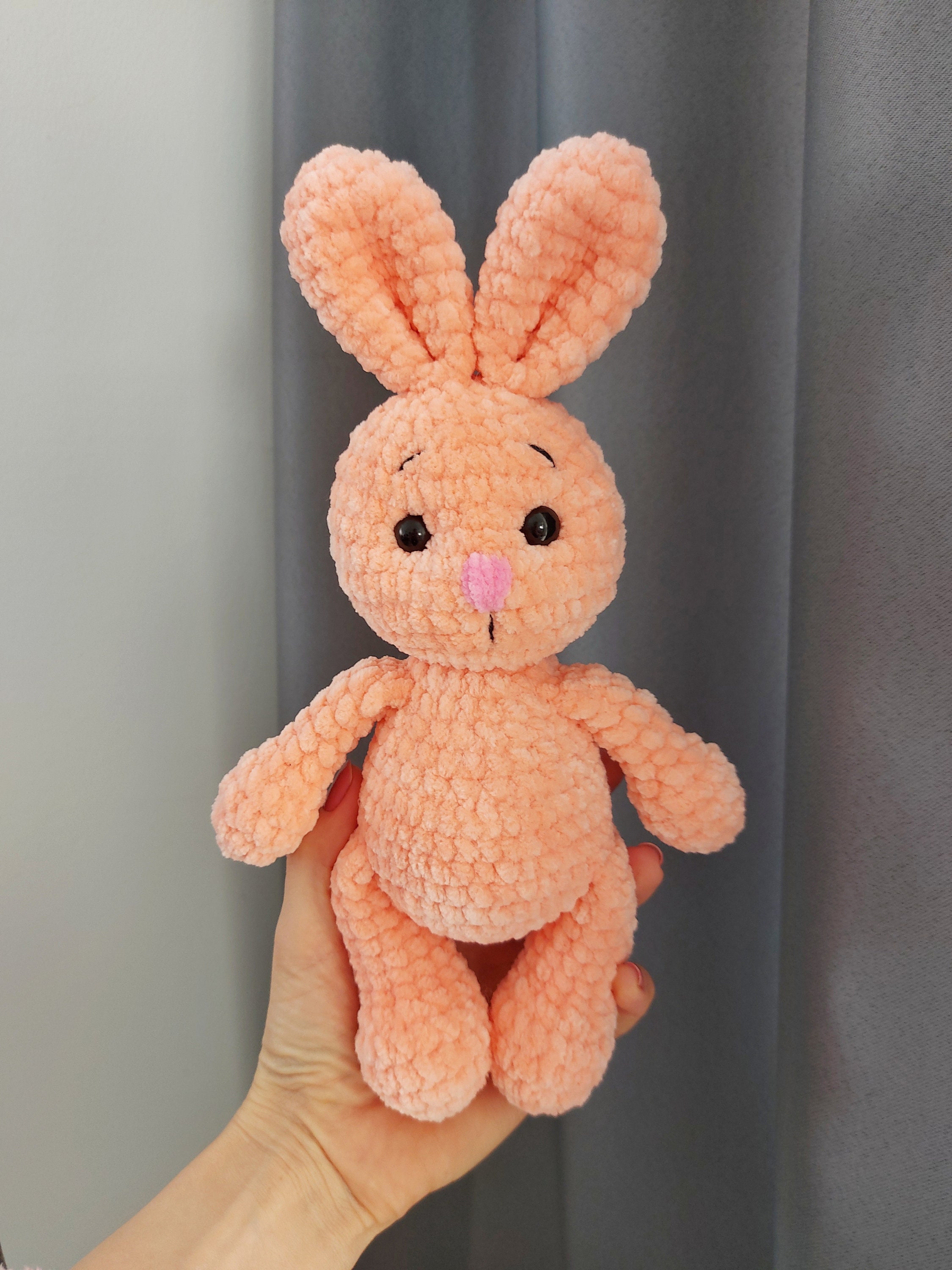 かぎ針編みのウサギの編みぐるみパターン | ぬいぐるみウサギの