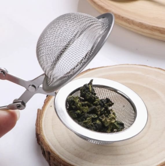 Stainless Steel Tea Pot Infuser Sphere Mesh Tea Strainer Handle Ball W8H