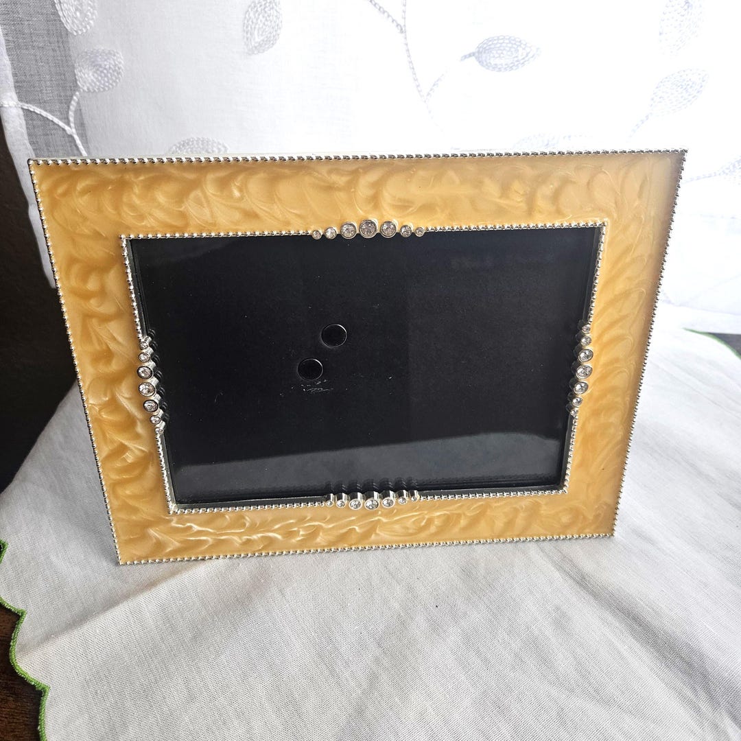Yellow Ruffle Frame Vintage Yellow Enamel 4.5×6.5