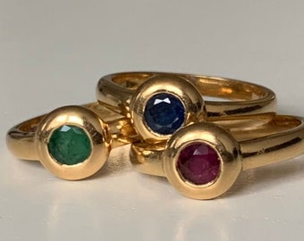 Vintage Blue Sapphire,Ruby and Emerald set in 18ct Yellow Gold Rings,Engagement Ring,Anniversary Ring,Birthday Gift,Size UK O 1/2,US 7 1/2