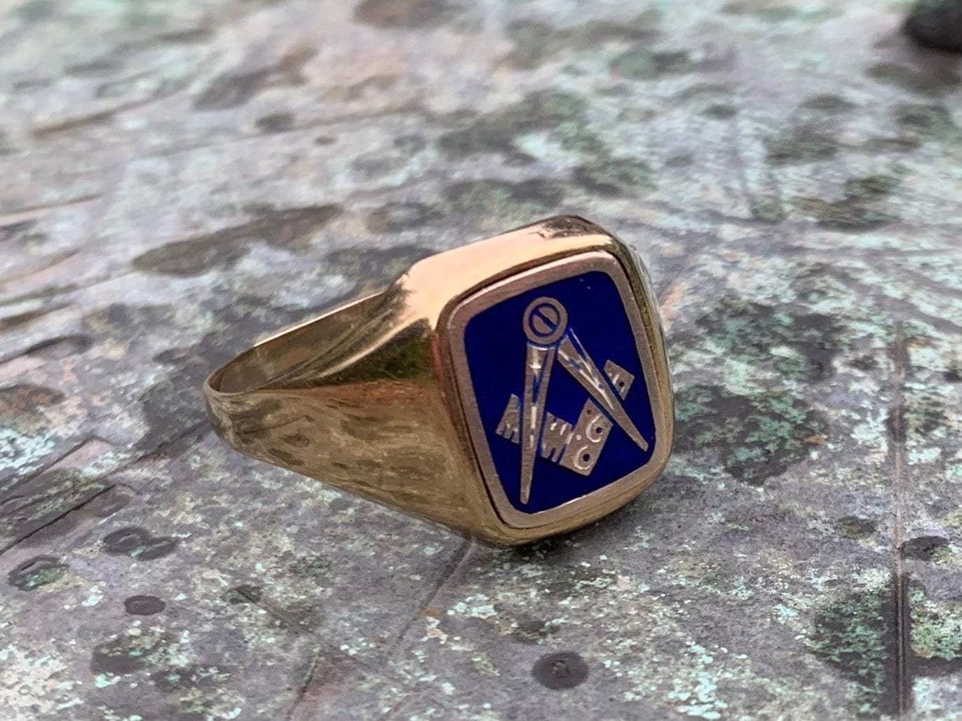 Pre loved Masonic Swivel reversible Blue Enamel 9ct Gold Ring Etsy